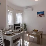 Apartamento Jurkovic 6 *