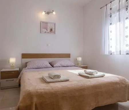 Jurkovic 6 * Komarna