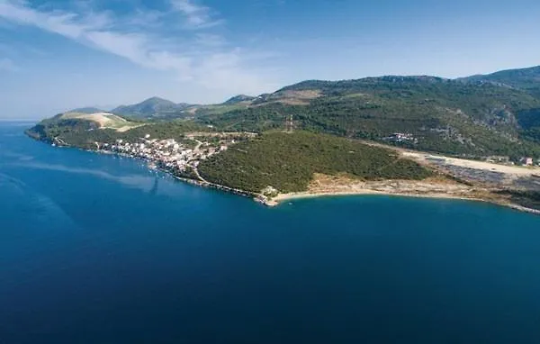 Jurkovic 6 Апартаменты Комарна